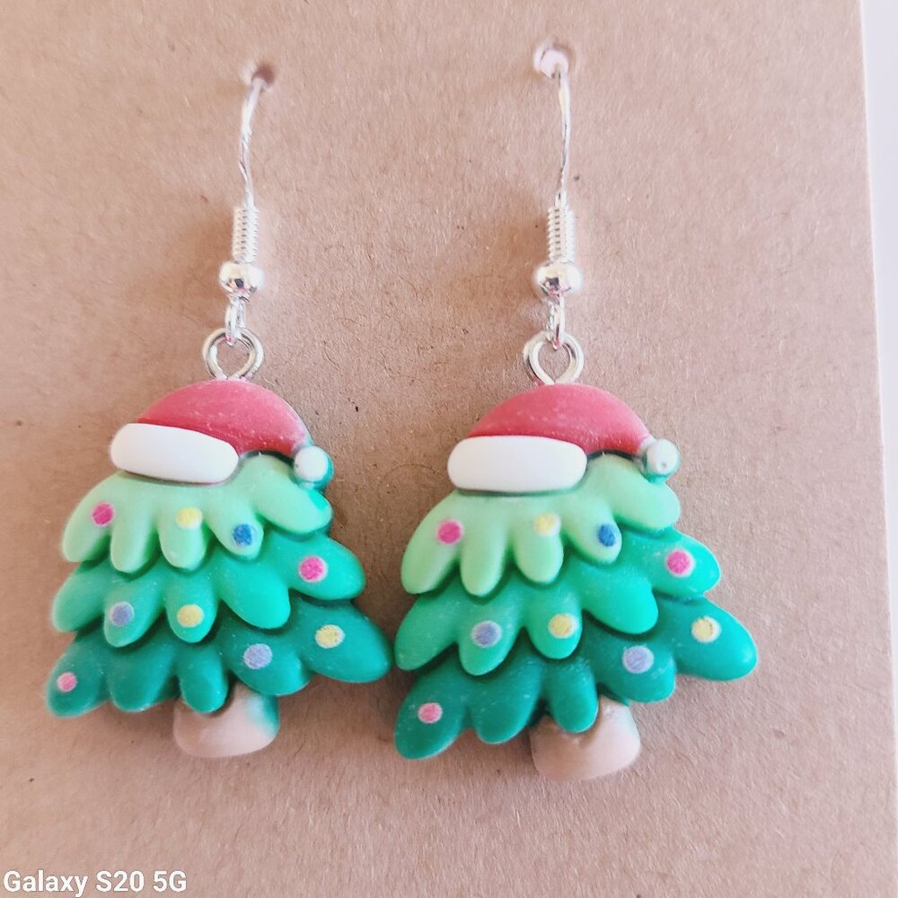 Christmas Tree w/Santa Hat Dangle Drop Earrings Women's NEW Festive Party Gift